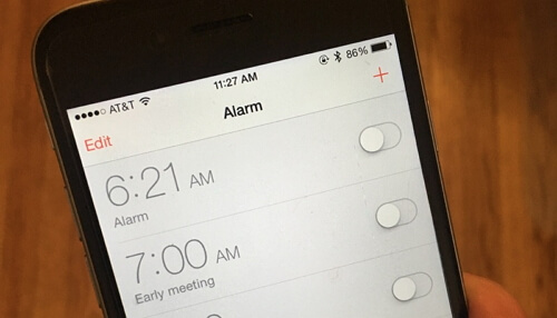 Alarm iPhone'a